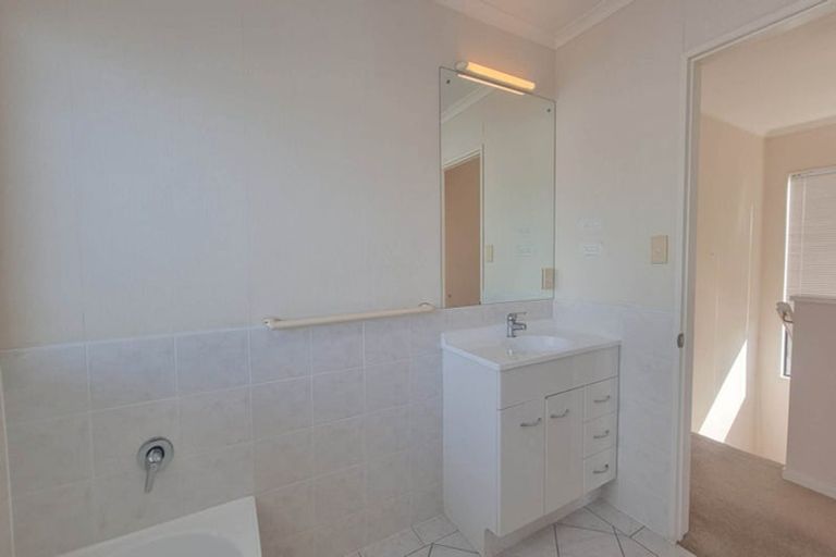 Photo of property in 4/96 Elliot Street, Howick, Auckland, 2014