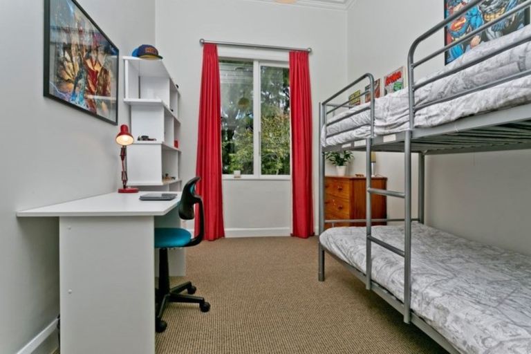 Photo of property in 62 Boord Crescent, Kumeu, 0891