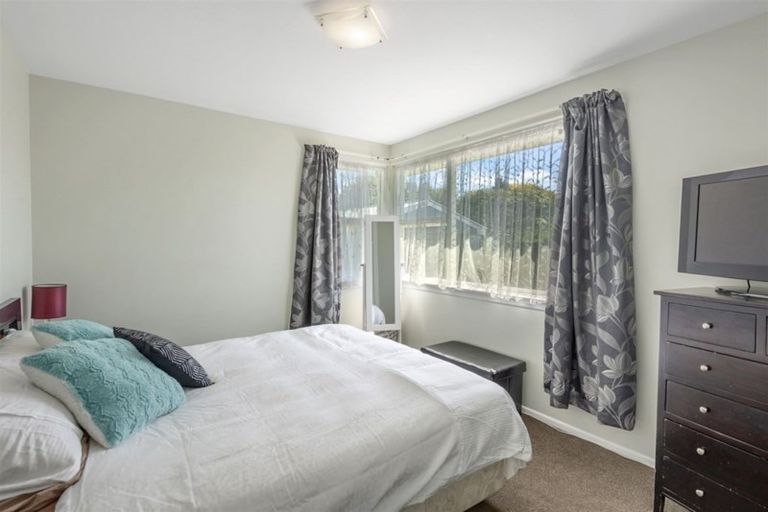 Photo of property in 62 Frensham Crescent, Woolston, Christchurch, 8062
