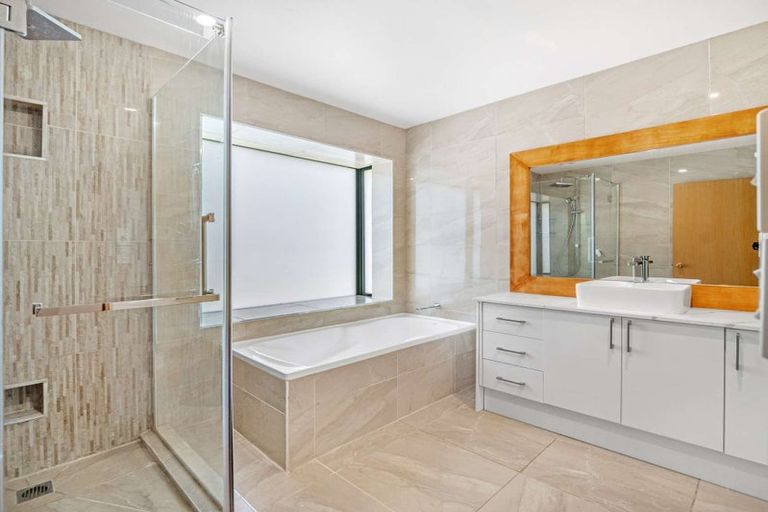 Photo of property in 43 Durrell Way, Rolleston, 7614