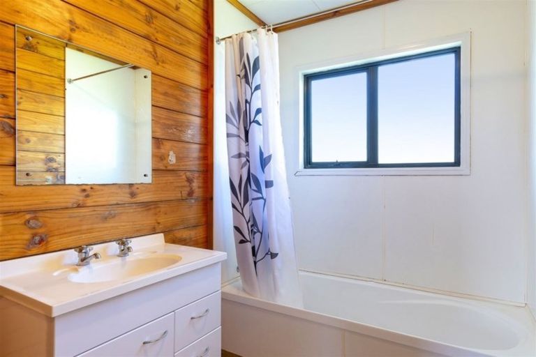 Photo of property in 1 Edinburgh Street, Tuakau, 2121