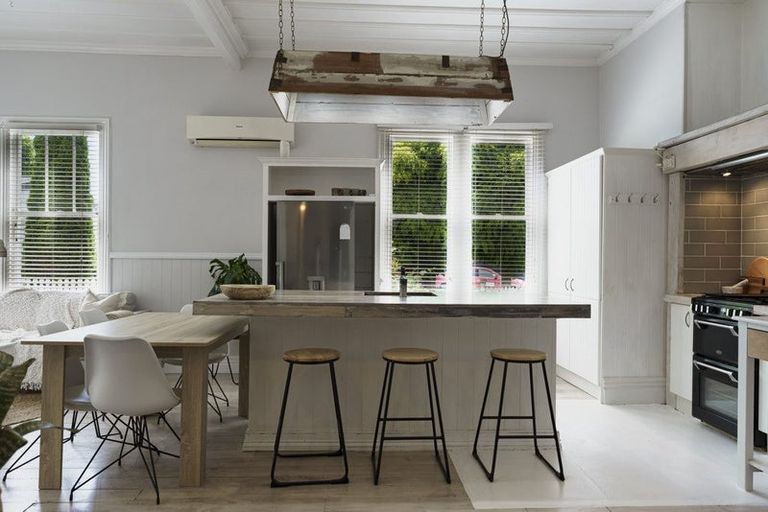 Photo of property in 1 Latham Street, Napier South, Napier, 4110