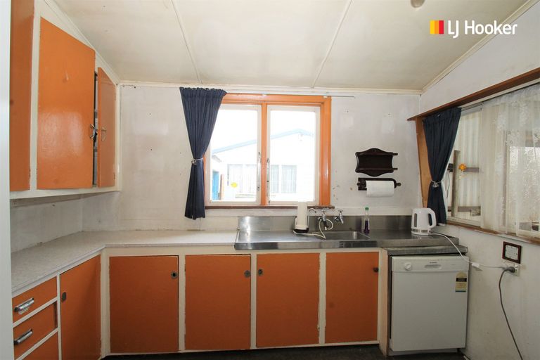 Photo of property in 60 Johnson Street, Milton, 9220