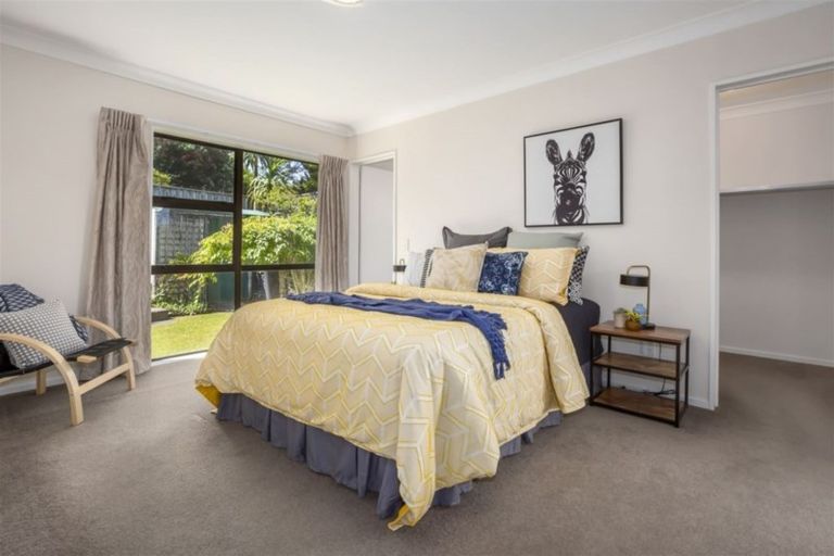 Photo of property in 14 Tombane Terrace, Papakowhai, Porirua, 5024