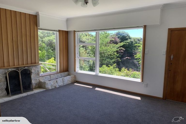 Photo of property in 10 Toenga Road, Pukerua Bay, 5026