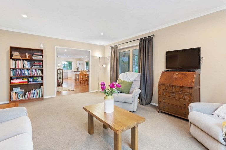 Photo of property in 21 Park Avenue, Oxford, 7430