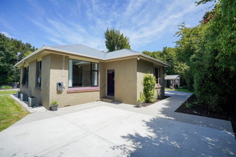 Photo of property in 28 Grant Road, Otatara, Invercargill, 9879