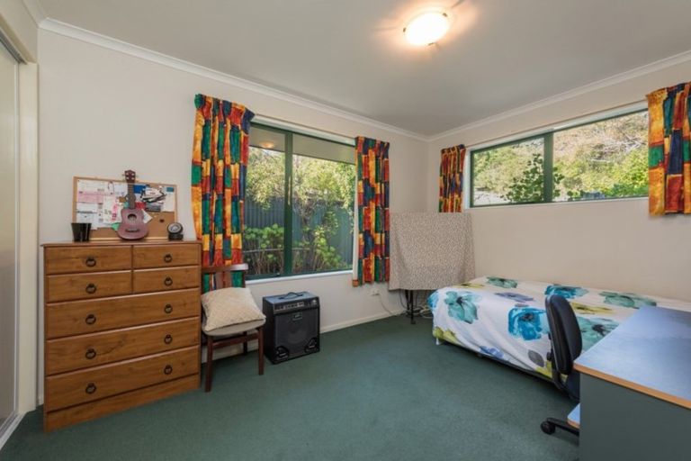 Photo of property in 18 Orpington Place, Stoke, Nelson, 7011