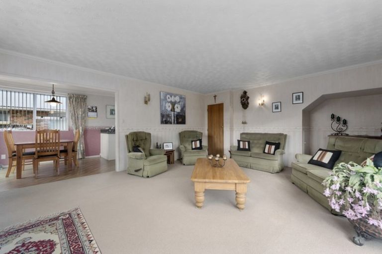 Photo of property in 4 Denver Grove, Totara Park, Upper Hutt, 5018