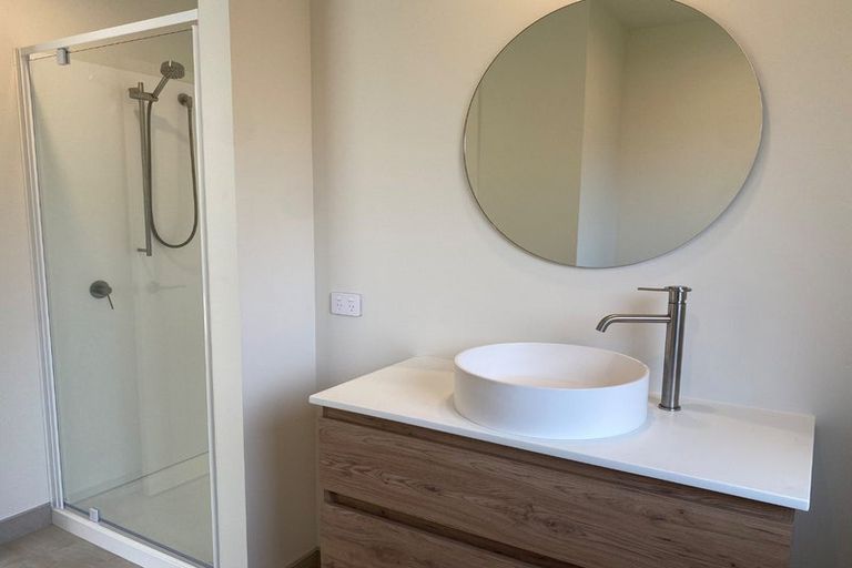 Photo of property in 10 Cassin Place, Taradale, Napier, 4112