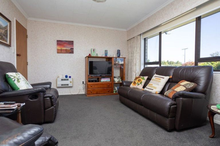 Photo of property in 59 Allardice Street, Dannevirke, 4930