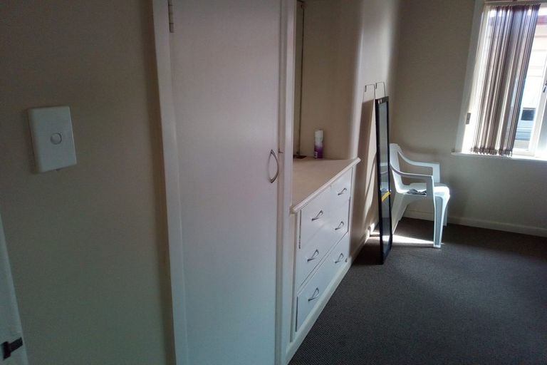 Photo of property in 42 Willis Road, Papakura, 2110