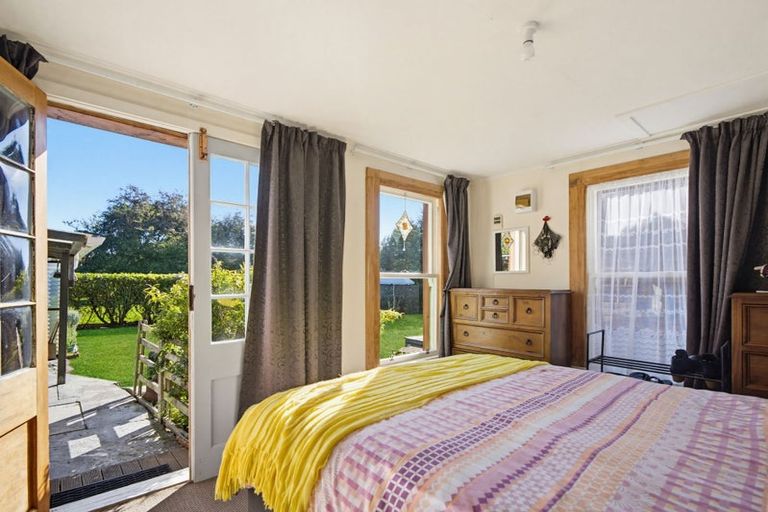 Photo of property in 39 Liverpool Street, Hampden, 9410