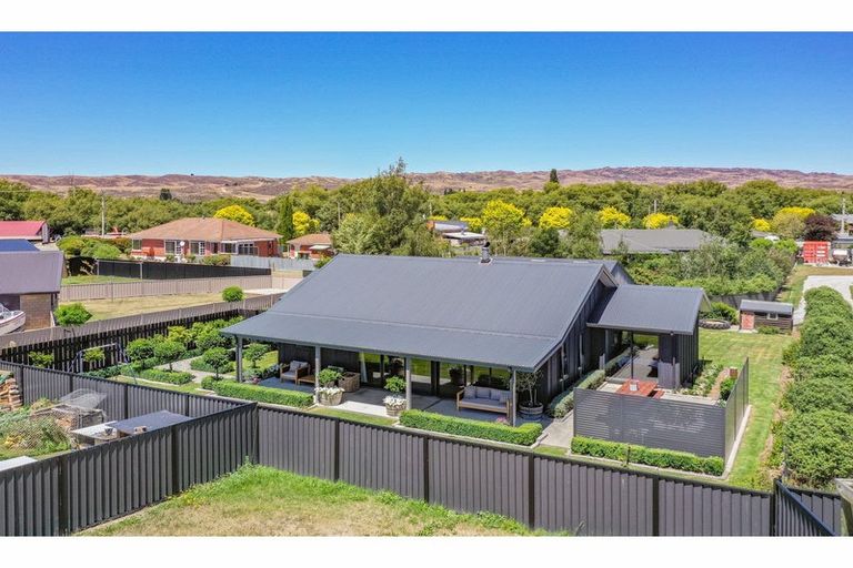 Photo of property in 26 Plunket Street, Omakau, 9376