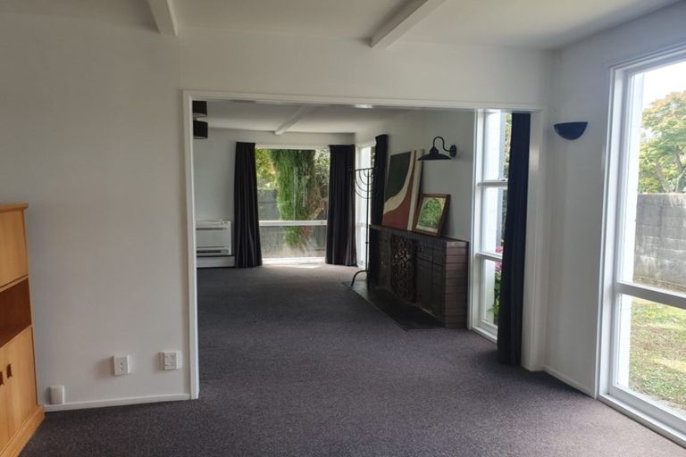 Photo of property in 87 Clyde Road, Ilam, Christchurch, 8041