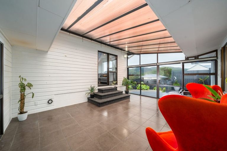 Photo of property in 1 Terrys Place, Kelson, Lower Hutt, 5010