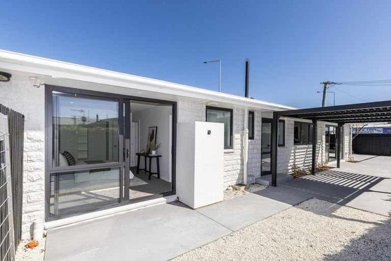 Photo of property in 2 Cutts Road, Russley, Christchurch, 8042