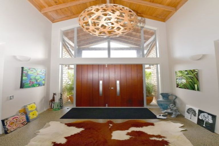 Photo of property in 210i Monowai Road, Wainui, Silverdale, 0994