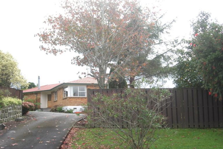 Photo of property in 15 Cheam Place, Pakuranga Heights, Auckland, 2010
