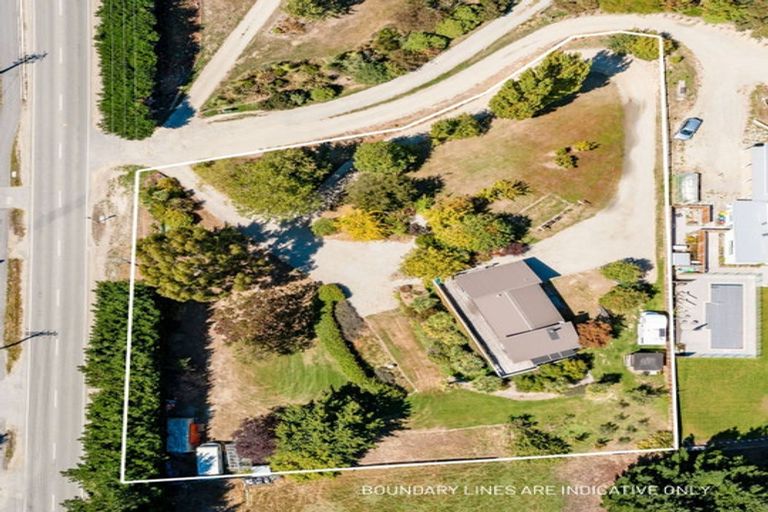 Photo of property in 38 Ballantyne Road, Wanaka, 9305