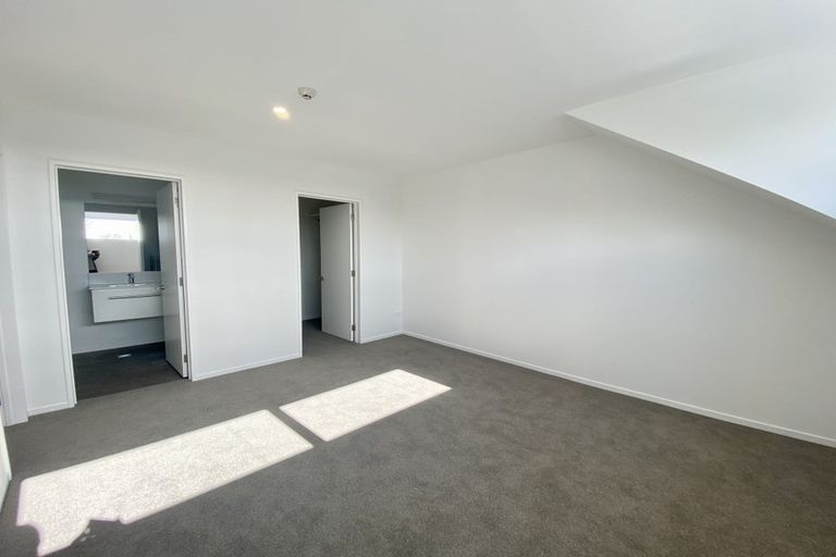 Photo of property in 104/1 Hewitts Road, Merivale, Christchurch, 8014