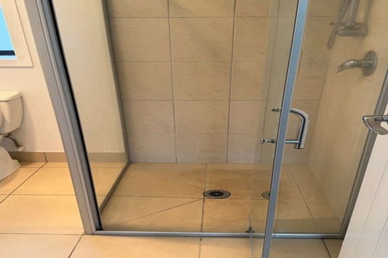 Photo of property in 41 Breaker Grove, Waiuku, 2123