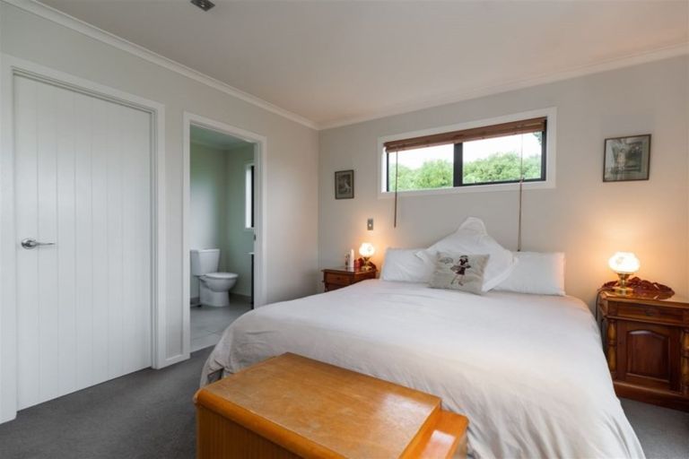 Photo of property in 91 Rob Roy Lane, Wanaka, 9305