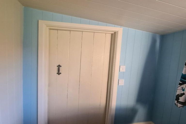 Photo of property in 8 Queen Street, Springfield, 7681