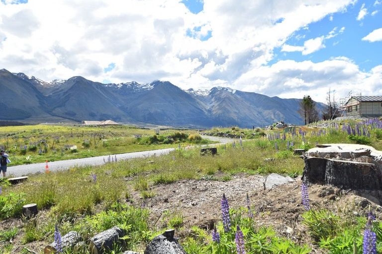 Photo of property in 33 Ohau Drive, Lake Ohau, Twizel, 9412