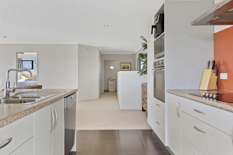 Photo of property in 11a Handley Place, Glen Avon, New Plymouth, 4312