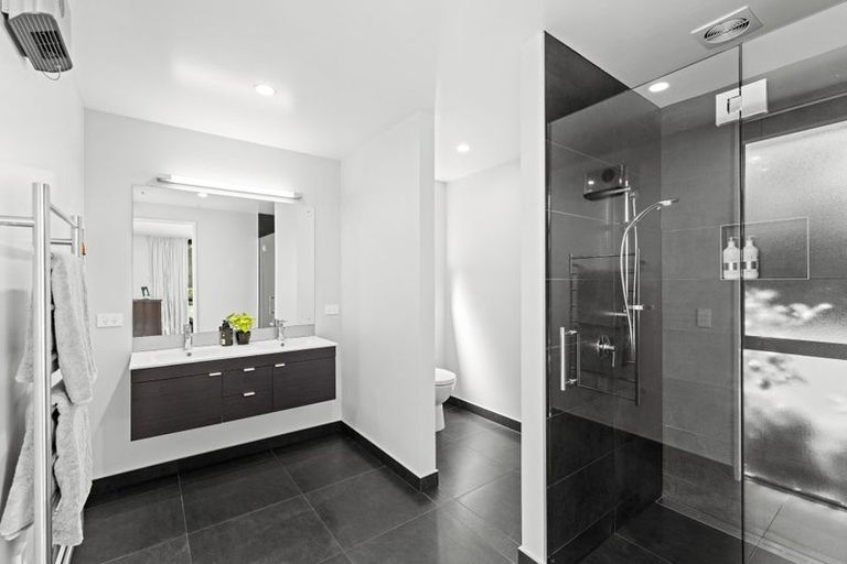 Photo of property in 7 Carnaby Close, St Albans, Christchurch, 8052