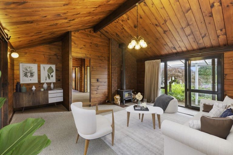 Photo of property in 19 Nikau Street, Inglewood, 4330