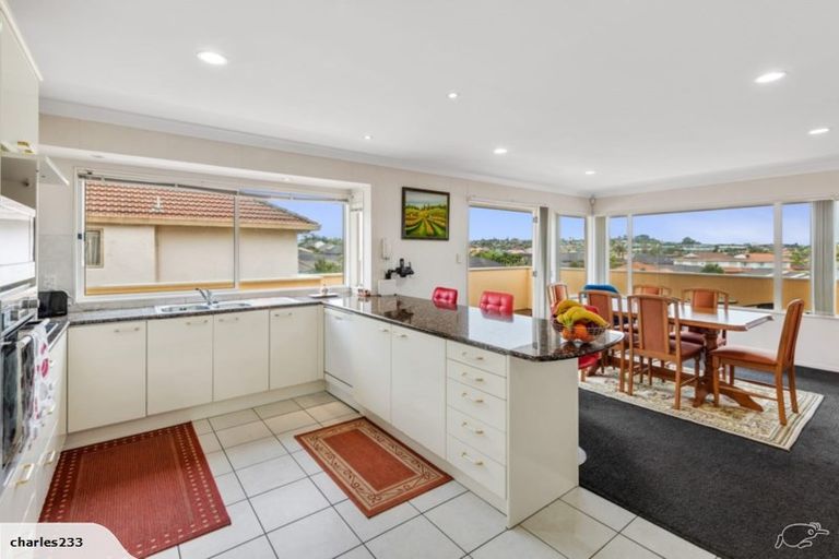 Photo of property in 61 Edendale Road, Somerville, Auckland, 2014