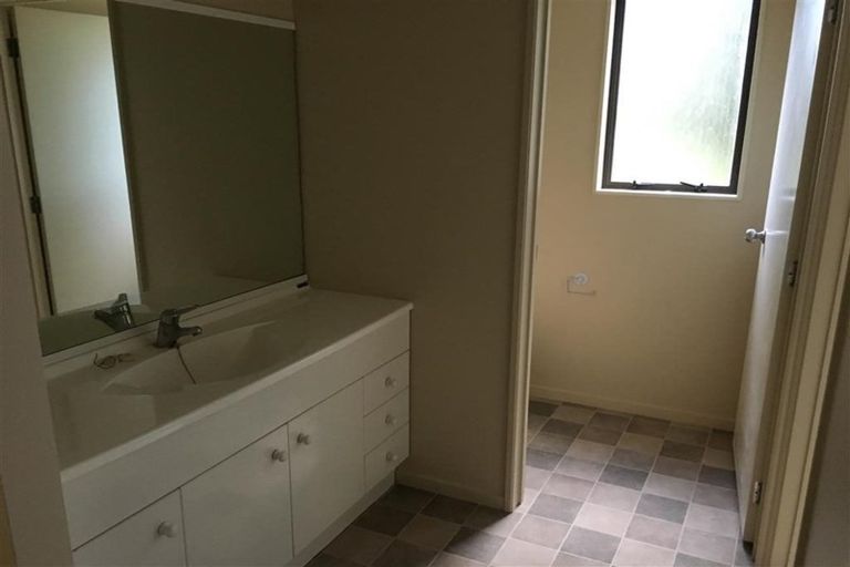 Photo of property in 2a Woodhill Close, Avenues, Whangarei, 0110