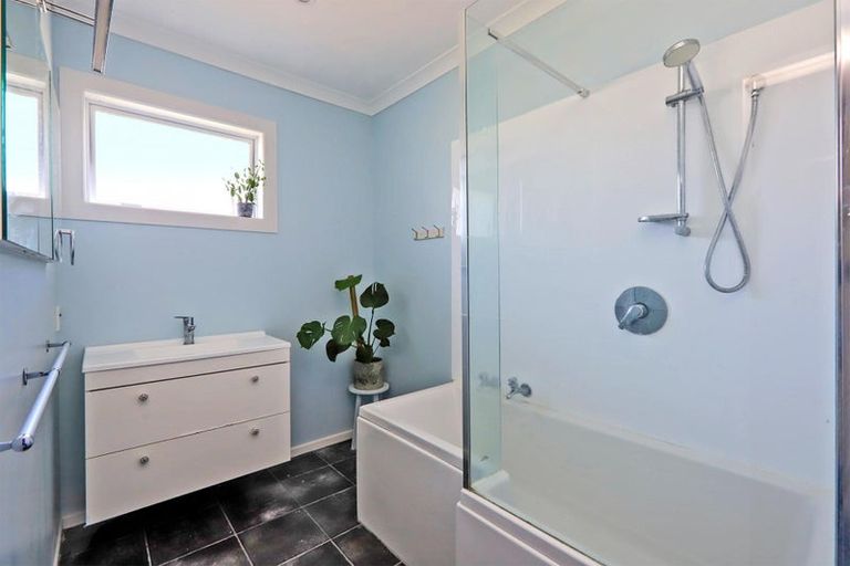 Photo of property in 57 Te Aute Road, Havelock North, 4130