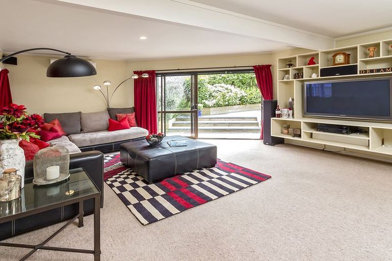 Photo of property in 2/15 Vincent Street, Howick, Auckland, 2014