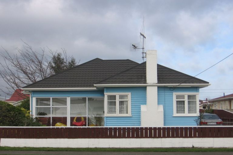 Photo of property in 19 Keepa Street, Levin, 5510