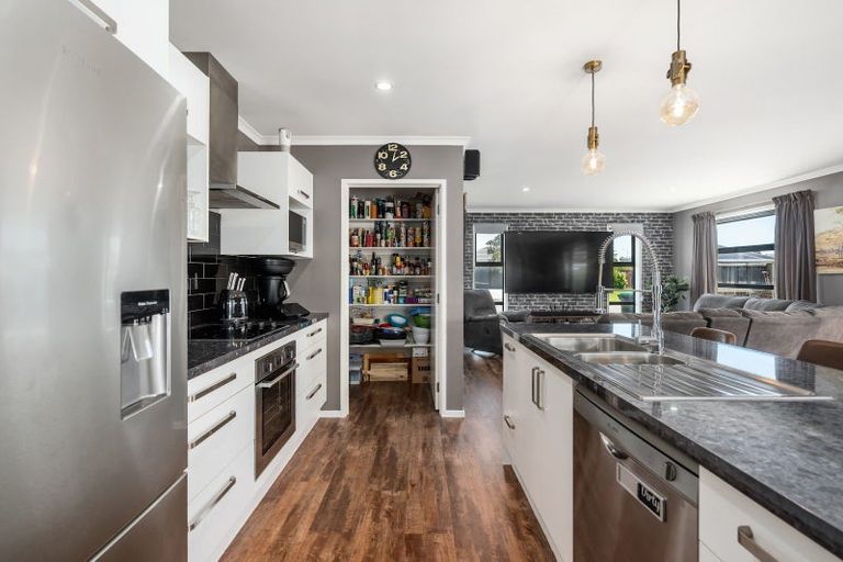 Photo of property in 16 Bethany Road, Rolleston, 7614