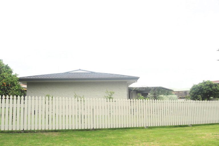 Photo of property in 1 Hookey Drive, Te Puke, 3119