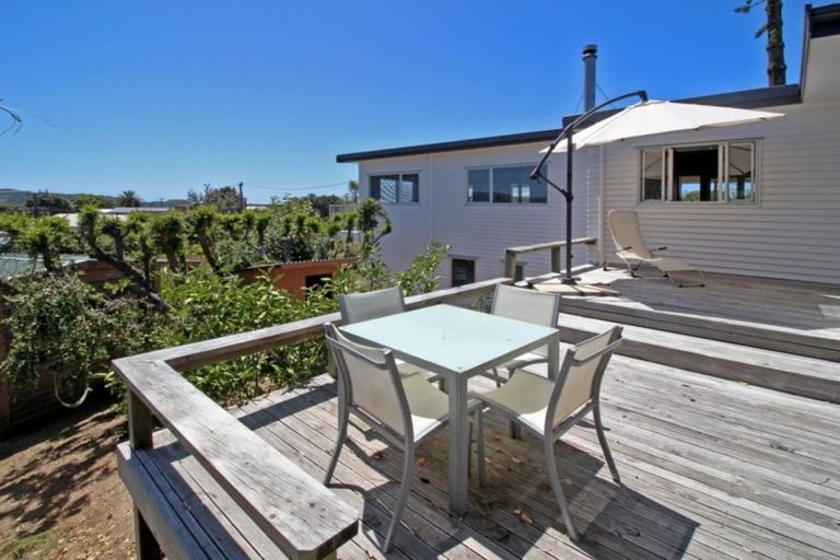 Photo of property in 4 Eveline Street, Mangawhai Heads, Mangawhai, 0505