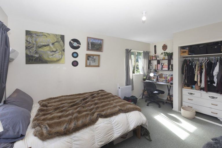 Photo of property in 16 Barlow Street, Ilam, Christchurch, 8041
