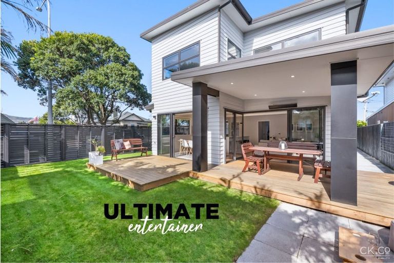 Photo of property in 15 Adelaide Street, Petone, Lower Hutt, 5012