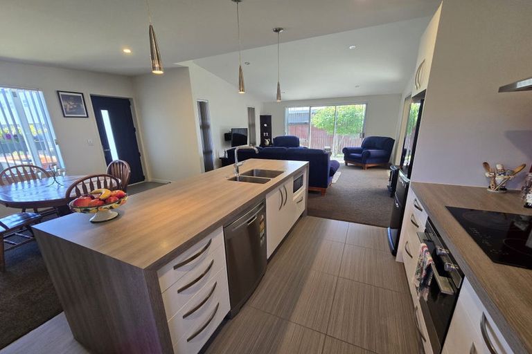 Photo of property in 4 Spinifex Street, Papamoa Beach, Papamoa, 3118