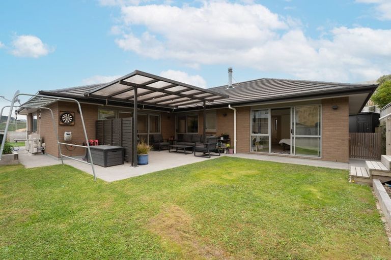 Photo of property in 21 Bickerton Rise, Churton Park, Wellington, 6037