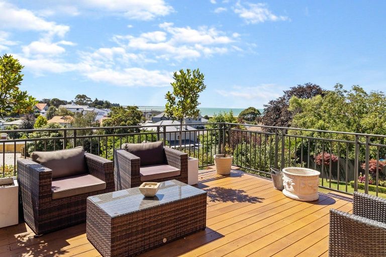 Photo of property in 15 Wai-iti Road, Maori Hill, Timaru, 7910