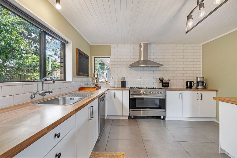 Photo of property in 20 The Glebe, Coastlands, Whakatane, 3120