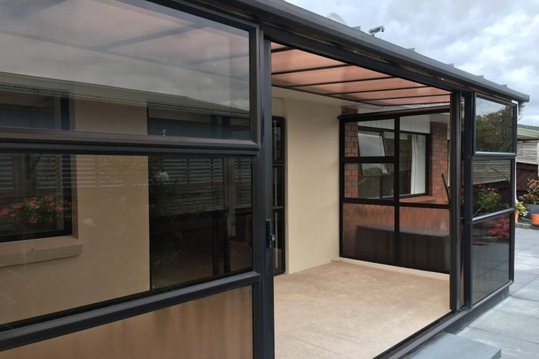 Photo of property in 1/222 Centreway Road, Orewa, 0931