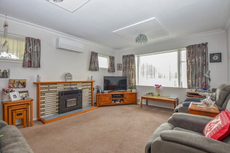 Photo of property in 13 Barrett Place, Carterton, 5713