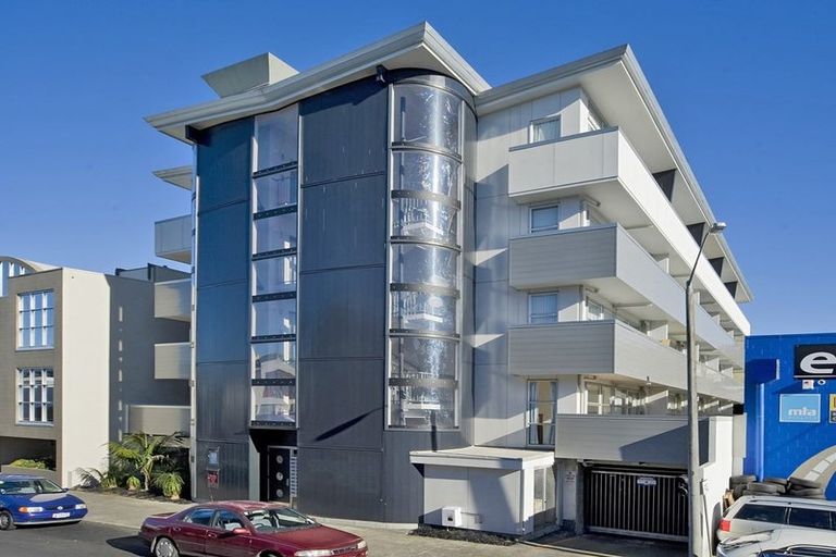 Photo of property in 24/8 Clayton Street, Newmarket, Auckland, 1023