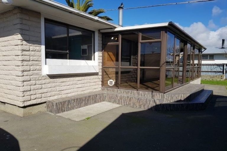 Photo of property in 83 Hargood Street, Woolston, Christchurch, 8062
